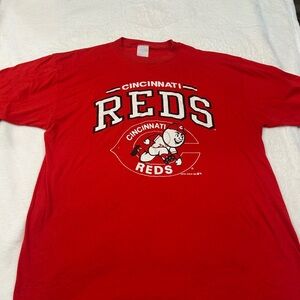 Vintage 1989 Red Men's Short Sleeve Cincinnati Reds Baseball Tee‎